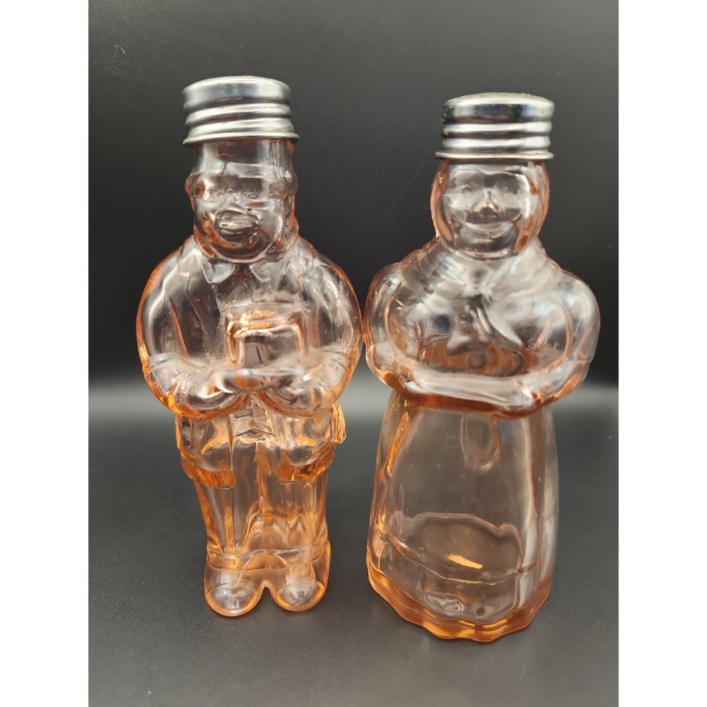 Vintage Pink Glass Mrs. Salt & Mr. Pepper Shaker Made In Taiwan